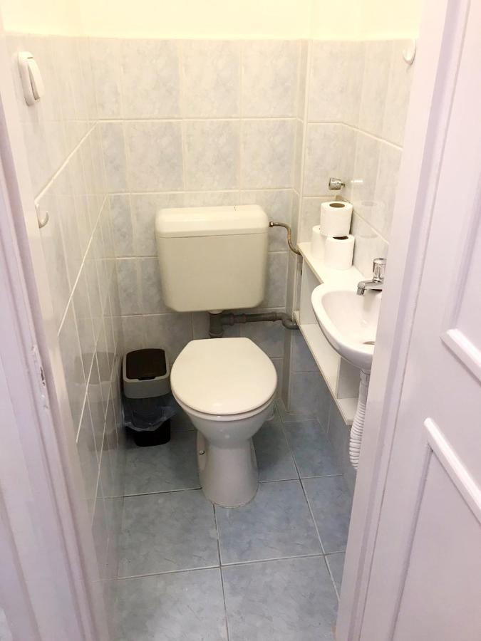 Happy Apartment In The Heart Of Budapest With 2 Rooms Exterior photo