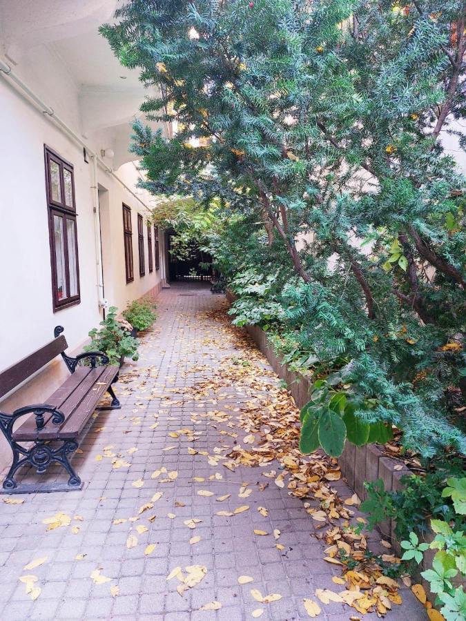 Happy Apartment In The Heart Of Budapest With 2 Rooms Exterior photo